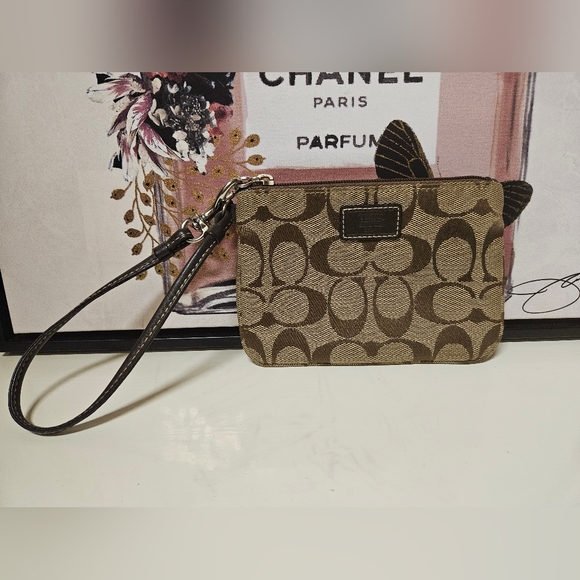 Coach Brown Wristlet Bag - Picture 1 of 5